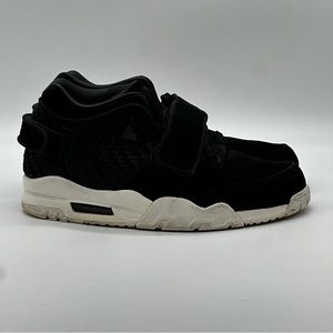 Nike Air Trainer Victor Cruz Sneakers. Size 9